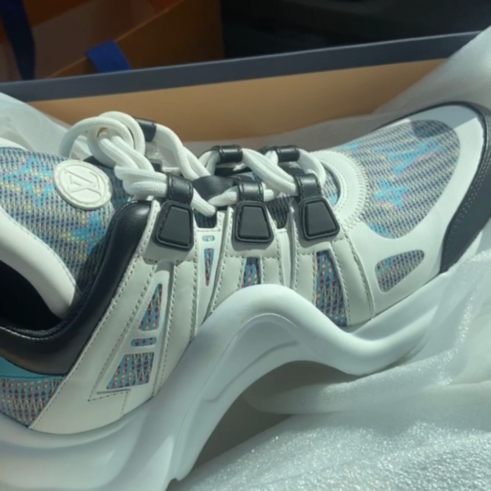 Lv sneakers brand new neva worn
